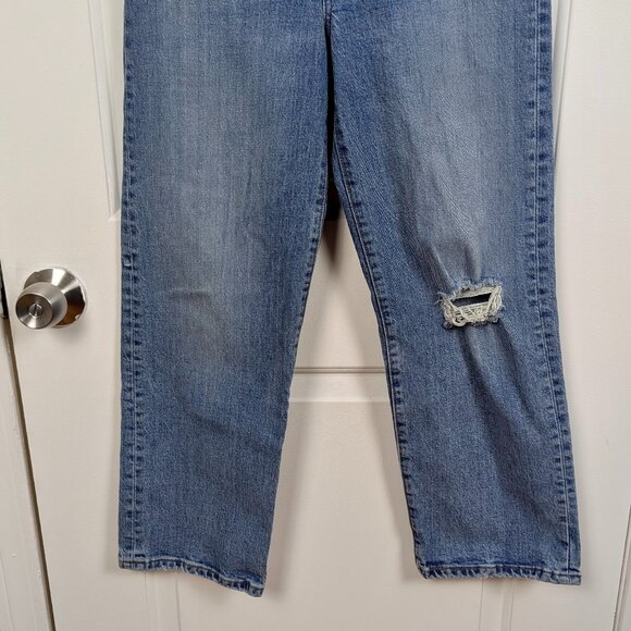 Levi's | Medium Wash Ribcage Straight Leg Jeans Size 27 - Picture 4 of 10